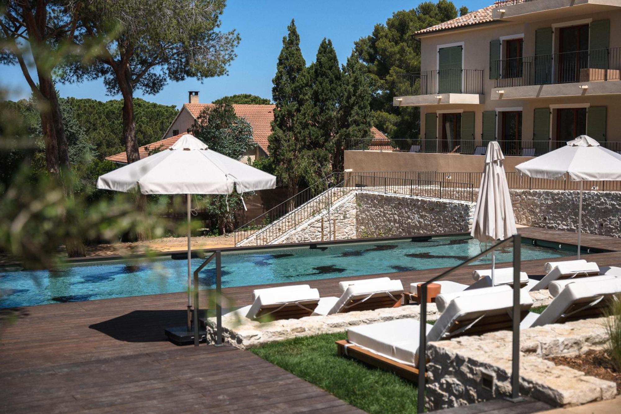 Boutique Hotel Responsable Et Restaurant Basgi Basgi Saint-Florent  Exterior foto