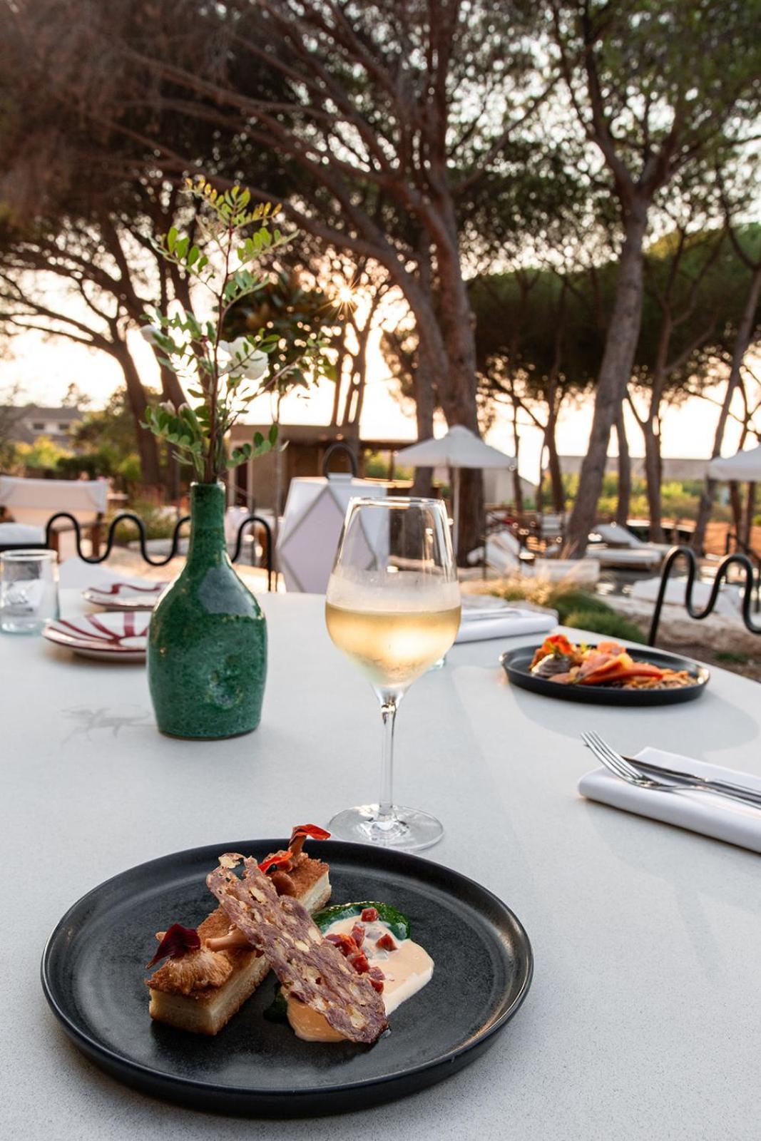 Boutique Hotel Responsable Et Restaurant Basgi Basgi Saint-Florent  Exterior foto