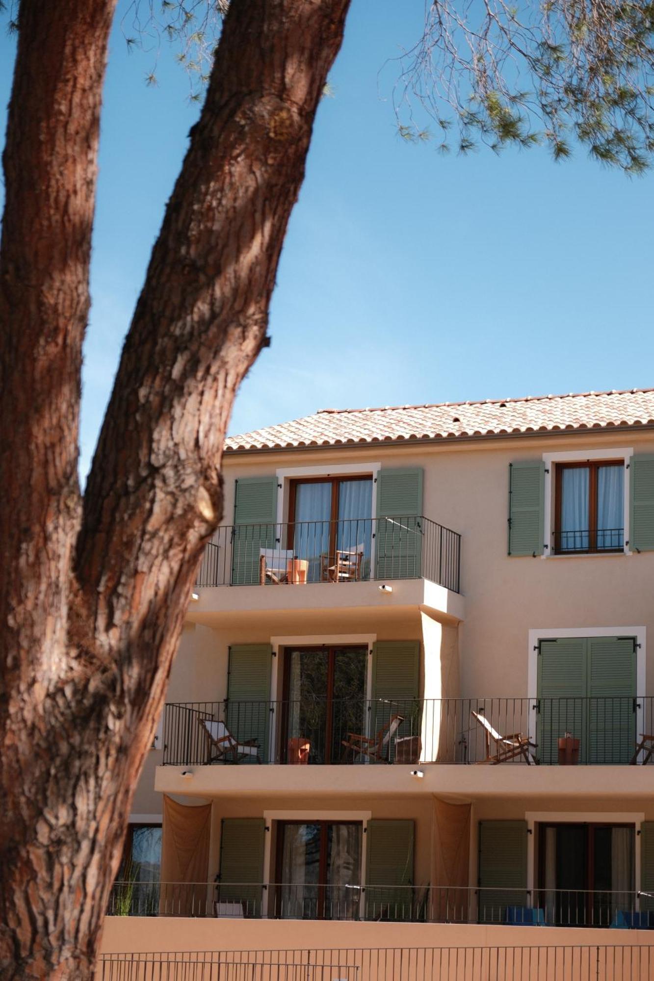 Boutique Hotel Responsable Et Restaurant Basgi Basgi Saint-Florent  Exterior foto