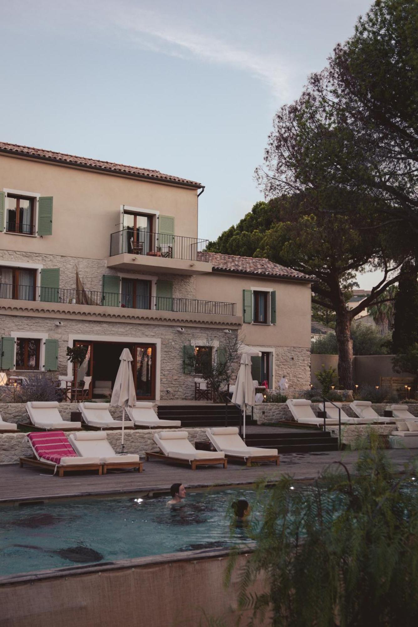 Boutique Hotel Responsable Et Restaurant Basgi Basgi Saint-Florent  Exterior foto