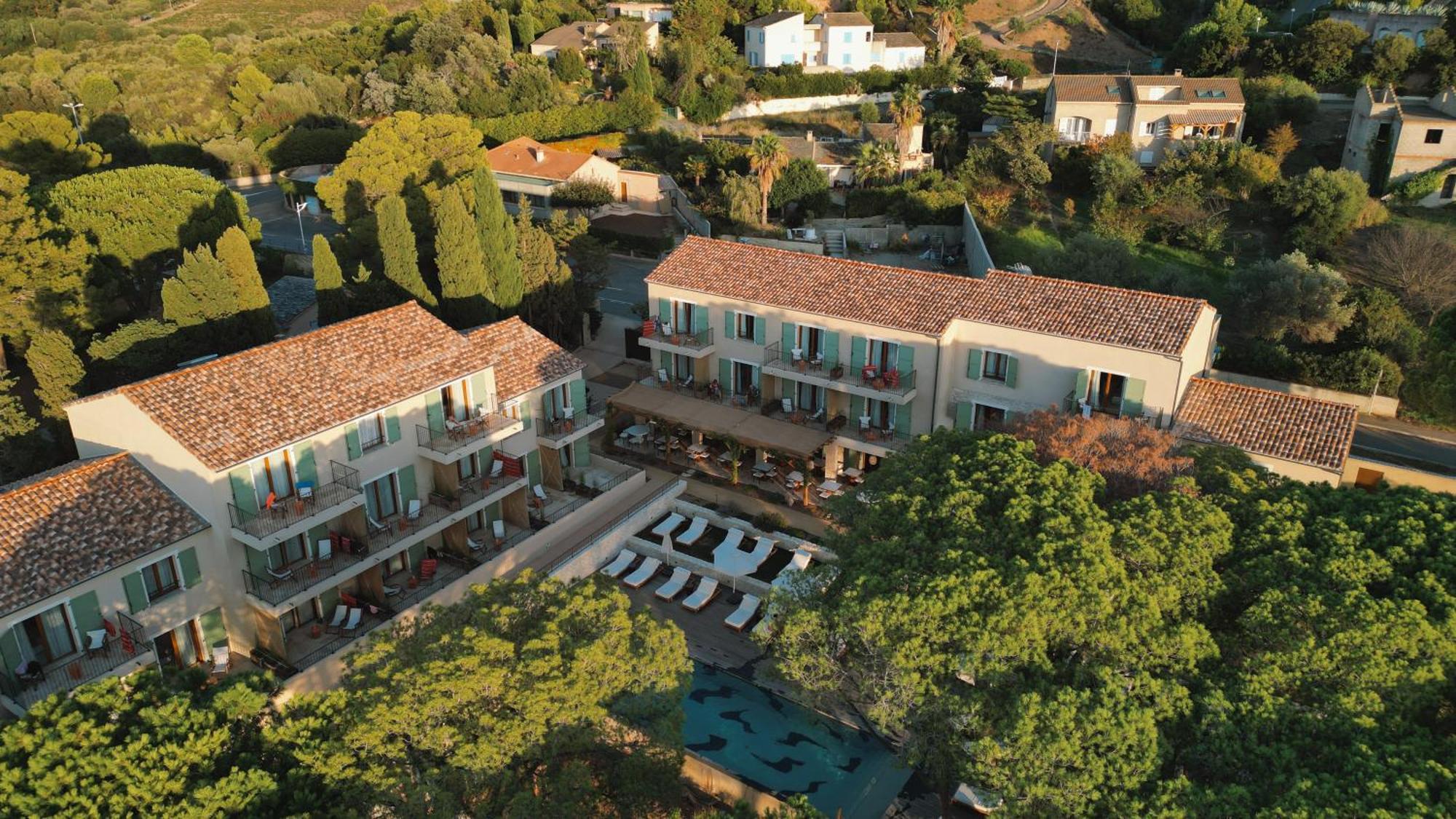 Boutique Hotel Responsable Et Restaurant Basgi Basgi Saint-Florent  Exterior foto